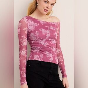 Francesca’s•Nora One Shoulder Floral Top•Size S•NWT